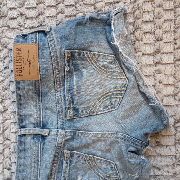 Blue Jean Designer Ripped Jean Shorts By Hollister - Picture 7 of 7